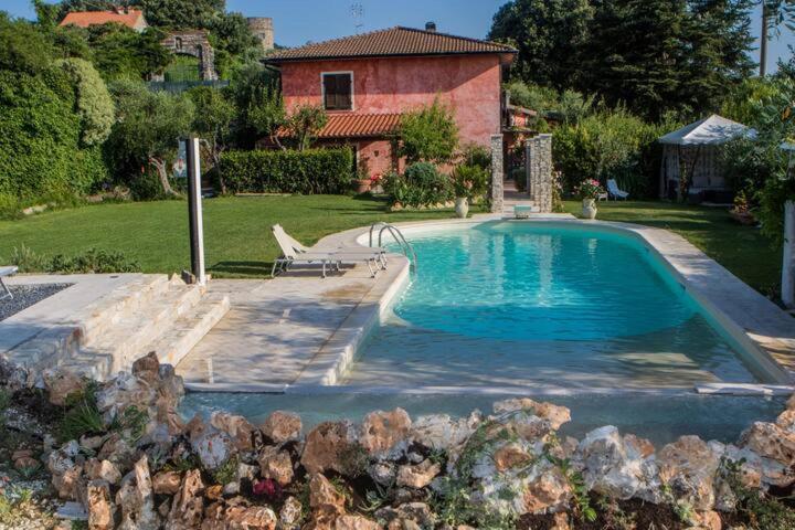 La Casa Fra Gli Ulivi Luxury Apartments With Pool Near Cinque Terre And Tuscany مونتيمارتشيلو المظهر الخارجي الصورة