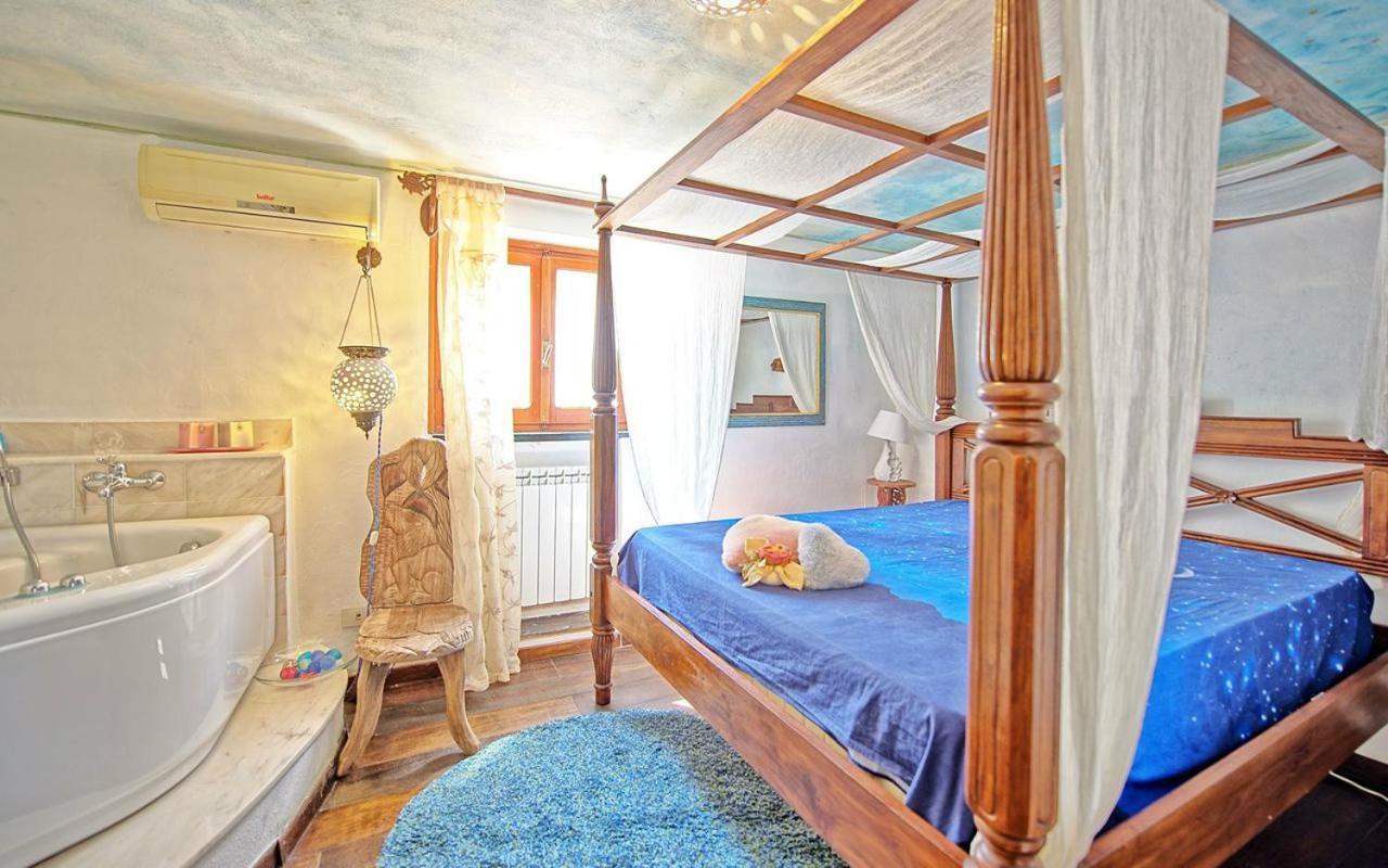 La Casa Fra Gli Ulivi Luxury Apartments With Pool Near Cinque Terre And Tuscany مونتيمارتشيلو المظهر الخارجي الصورة